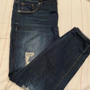 💖Maurices distressed jeans